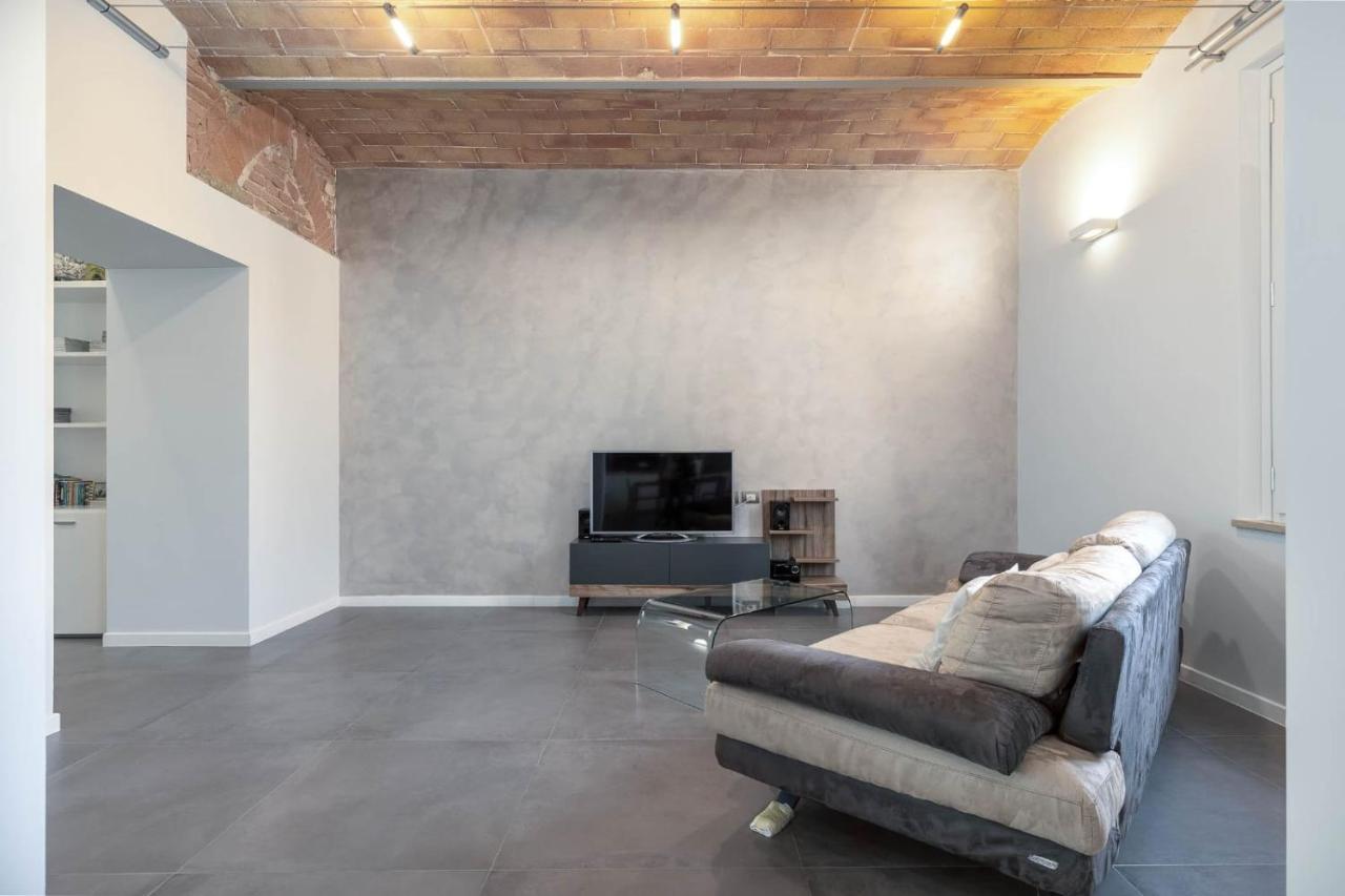 Siena Historic Center Stylish Flat With Balcony! Apartment Exterior photo